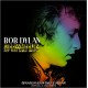 BOB DYLAN-FREEWHEELING HIS LIFE AND MUSIC (LIVRO)
