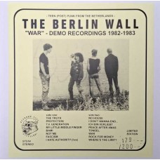BERLIN WALL-WAR-DEMO RECORDINGS 1982-1983 (LP)